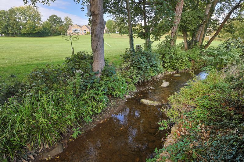 Riverside Crescent Holymoorside